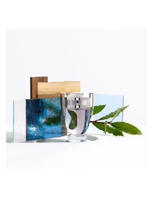 Invictus de Paco Rabanne Eau de Toilette Masculino 50ml